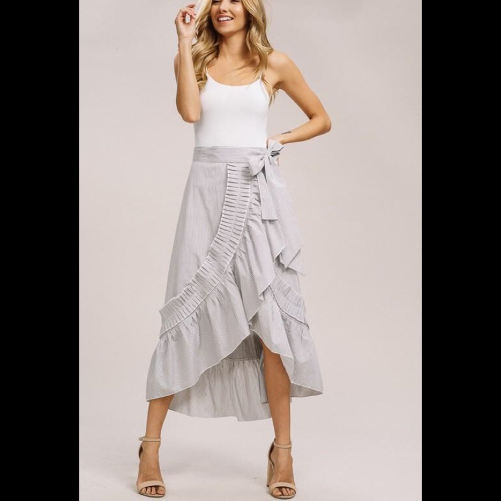 Size small wrap skirt New